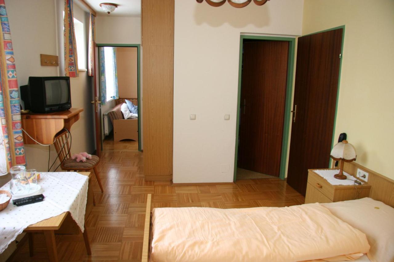 Schmautz Ferienwohnungen & Zimmer Miklauzhof Dış mekan fotoğraf