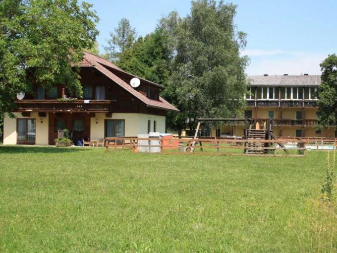 Schmautz Ferienwohnungen & Zimmer Miklauzhof Dış mekan fotoğraf